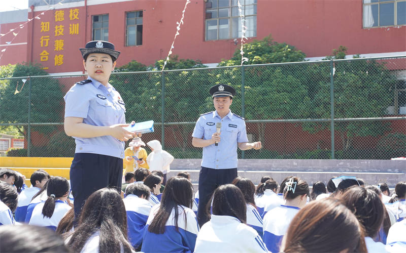反詐宣傳新體驗(yàn)，吉安公安走進(jìn)我校用真實(shí)案例為學(xué)生敲響警鐘
